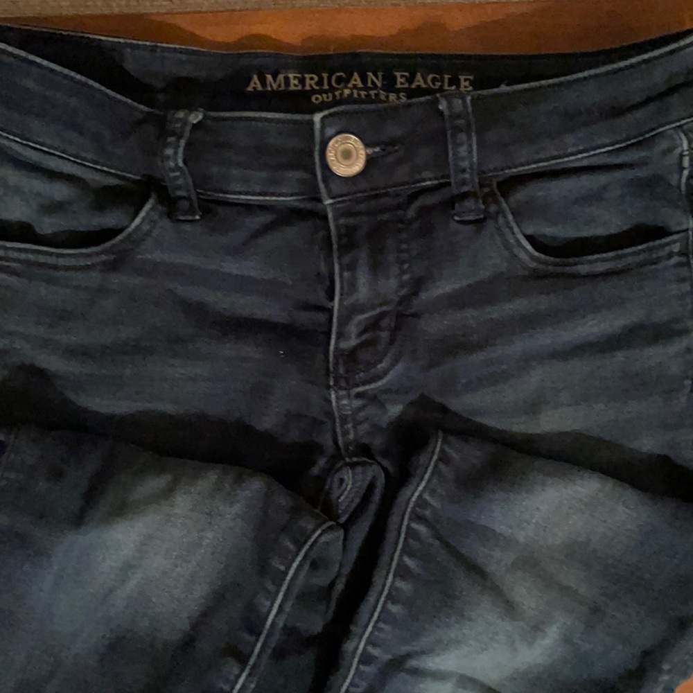 Women’s Stretchy American Eagle Jeans